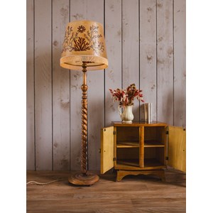 Julien, le lampadaire en bois n°279