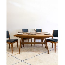 Karla, la table à manger en bois n°1047