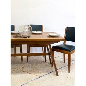 Karla, la table à manger en bois n°1047