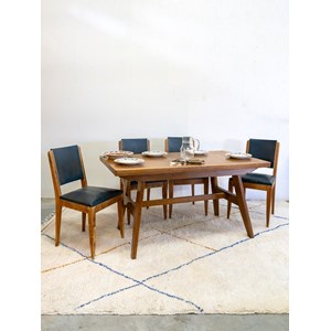 Karla, la table à manger en bois n°1047