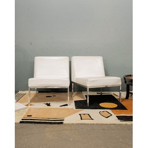 Paire de chauffeuses chromées blanches n°77