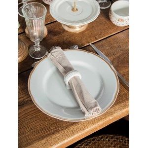 Service de vaisselle doré en faïence n°520