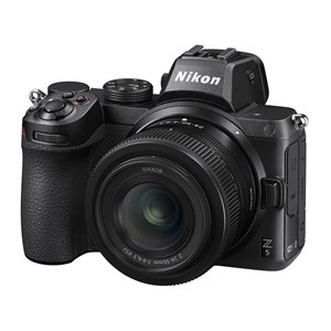Nikon z5 + z 24-50mm f4-6.3