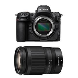 Nikon z8 + z 24-200mm f4-6.3 s