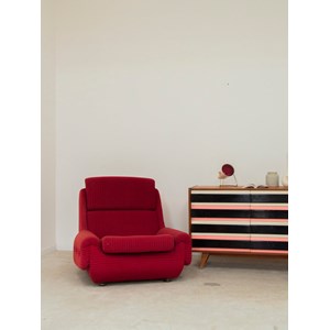 Paire de grands fauteuils rouges n°781