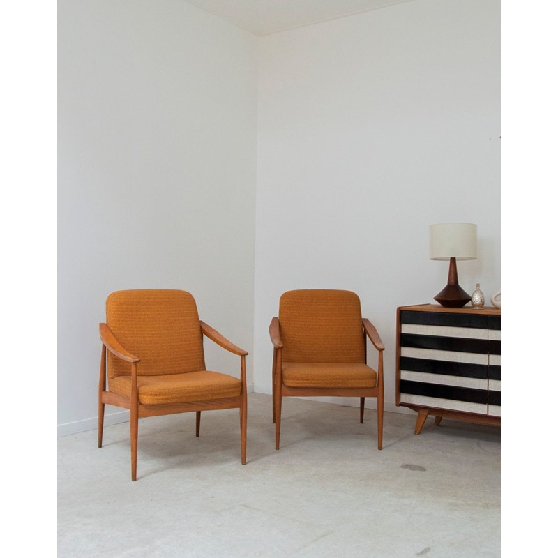 Paire de fauteuils en bois et tissu n°776