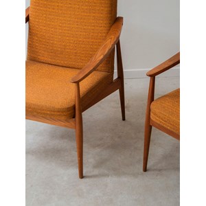 Paire de fauteuils en bois et tissu n°776