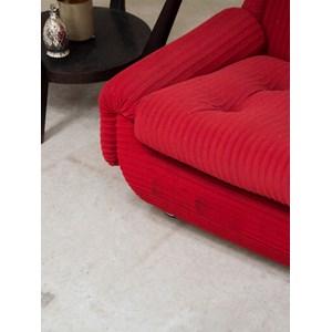 Grand canapé en tissu rouge n°118