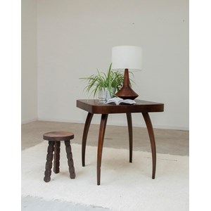 Table d'appoint en bois foncé n°772