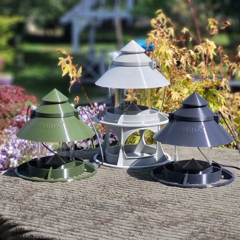 Mangeoire et abreuvoir oiseaux