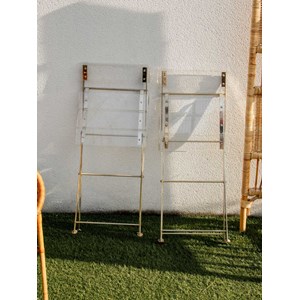 Paire de chaises pliantes en plexiglass n°1201