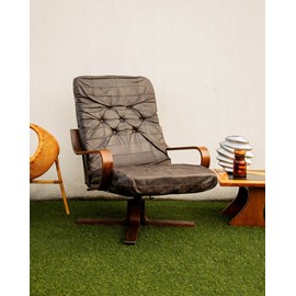 Fauteuil en simili cuir et bois n°796