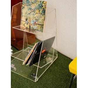 Isabelle, l'étagère en plexiglass n°234