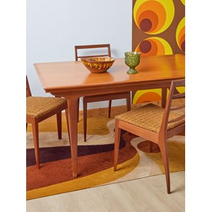 Table à manger scandinave en bois clair n°1060