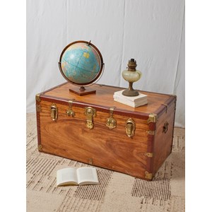 Petite malle en bois claire et laiton n°250