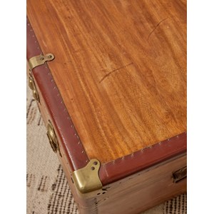 Petite malle en bois claire et laiton n°250