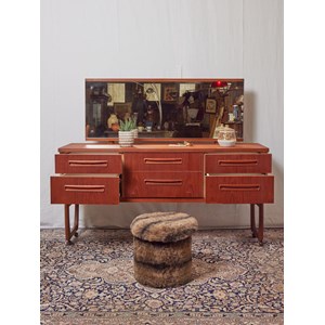 Louise, la coiffeuse en bois clair n°225