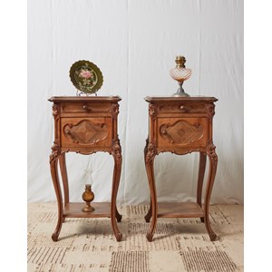 Paire de chevets en marbre rose n°1178