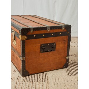 Petite malle en bois et laiton n°239