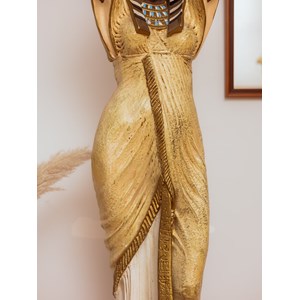 Gyptienne au flambeau en résine n°285