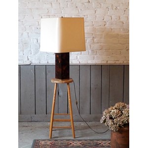 Lampe à poser en plexiglas n°630