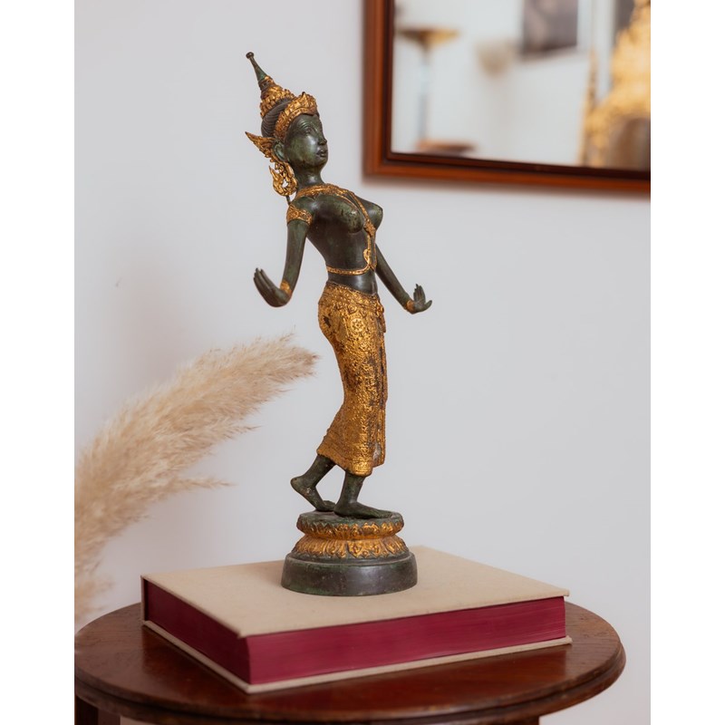 Déesse décorative en bronze n°574