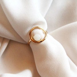 Bague pierre de lune celeste or