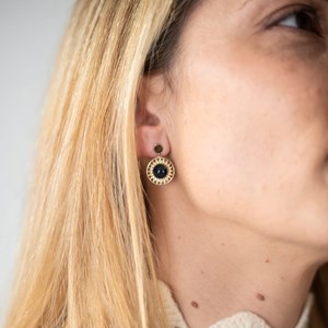 Boucles d’oreilles pendantes obsidienne leonie or