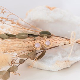 Boucles d’oreilles pendantes quartz rose leonie or