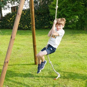 Corde à nœuds pour portique balançoire