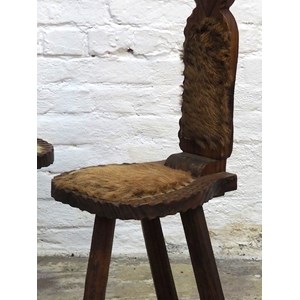 Paire de chaises brutalistes n°946