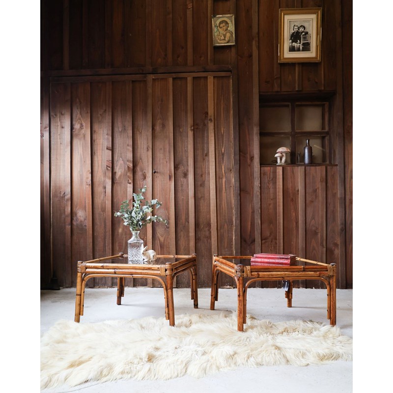 Paire de tables basses en rotin n°432