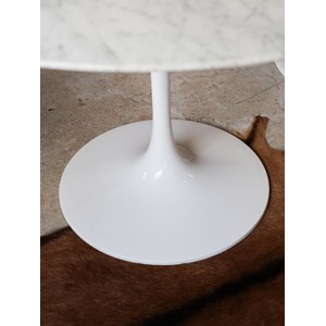 Karla, la table ronde en marbre n°1062