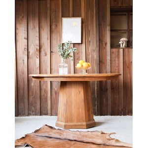Romy, la table ovale en bois n°548
