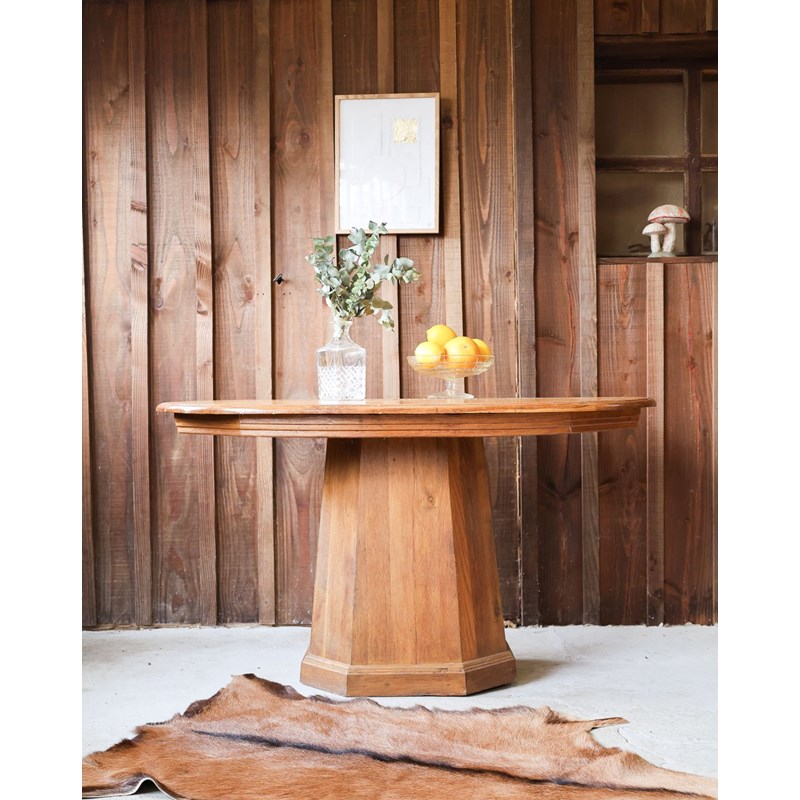 Romy, la table ovale en bois n°548