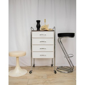 Olga, la commode chromée n°363