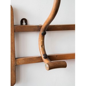 Max, le porte-manteau style thonet n°244