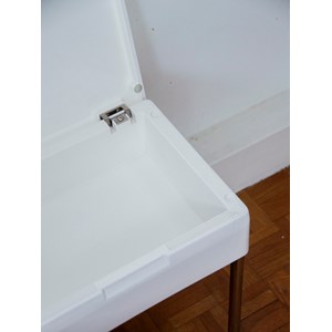 Table d'appoint chromée et blanche n°793