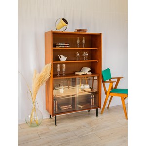 Grande vitrine en bois n°135