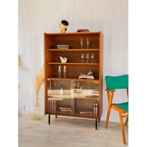 Grande vitrine en bois n°135