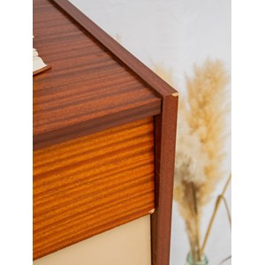 Olga, la commode bicolore en bois n°367