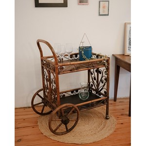 Henriette, la desserte en rotin n°166