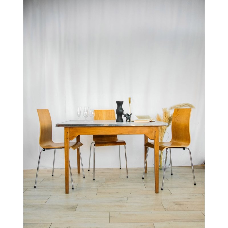 Table à manger en formica et inox n°568