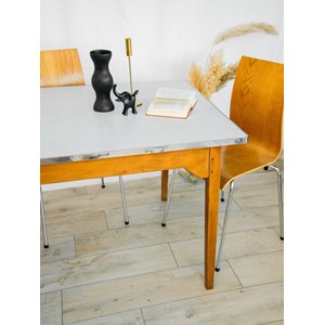 Table à manger en formica et inox n°568