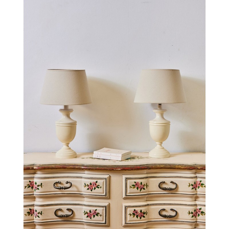 Paire de lampe à poser en bois laqué n°424