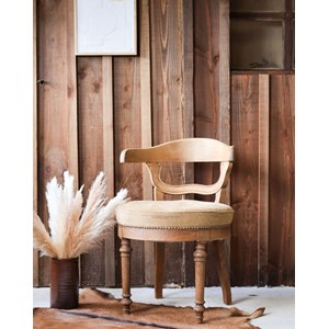 Chaise ronde en bois sculpté n°943