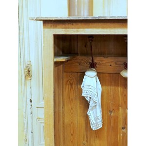 Armoire en pin de montagne n°309