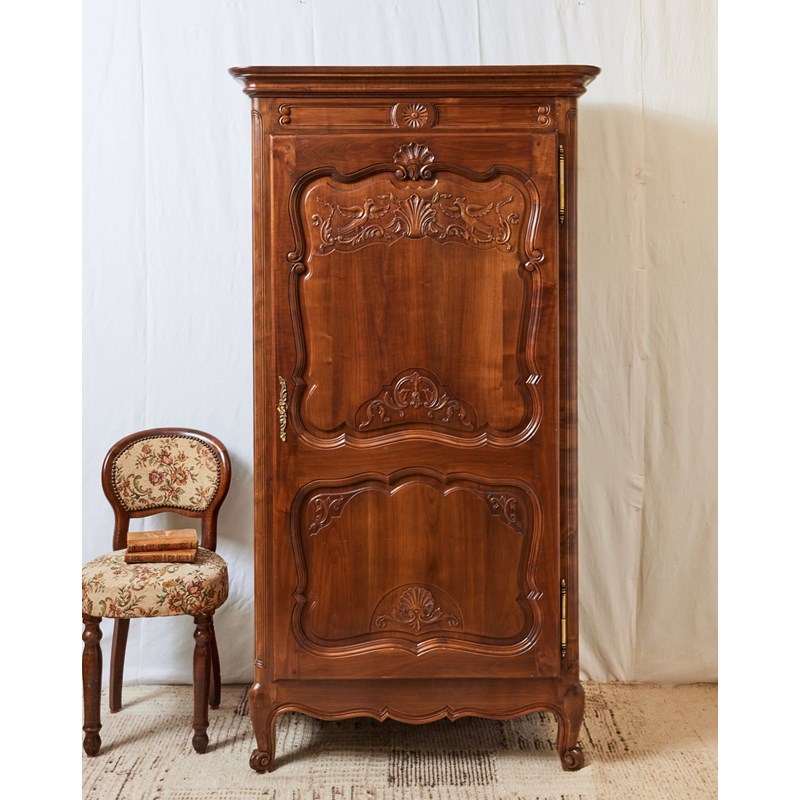 Grande armoire en merisier massif n°308