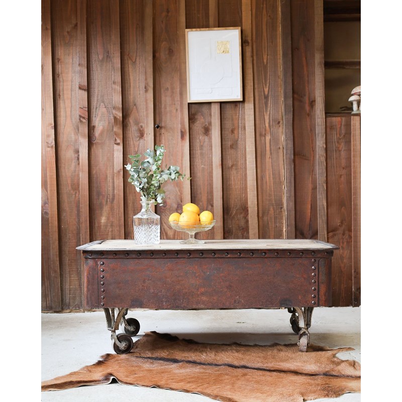 Table basse industrielle en bois n°433