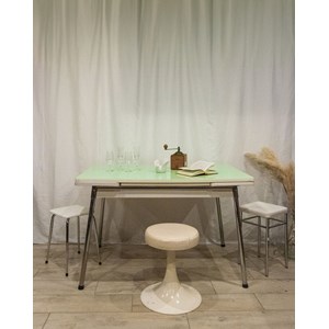 Table à manger en formica vert n°1070